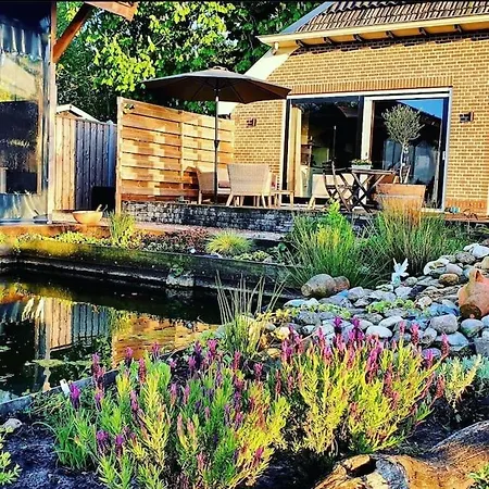 The Barn - Aurora Hoeve - Loft Met Jacuzzi Oldekerk Exterior photo